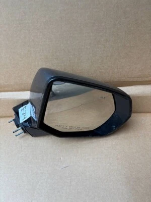 2020-24 ESCALADE TAHOE SUBURBAN Gray RH passenger Mirror W/Blind W/Cam OEM E34 - Image 1 of 4