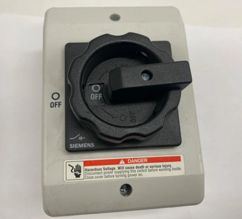 Siemens Disconnect switch 3 pole non-fused 3LD2064-1GP51-OUS2 with aux NO/NC - Image 1 of 4