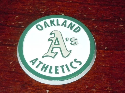 OAKLAND A'S ATHLETICS Vintage MLB RUBBER Baseball FRIDGE MAGNET Standings Board Cover