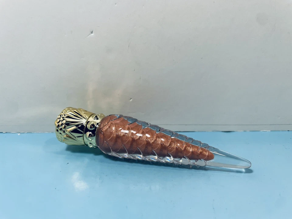 CHRISTIAN LOUBOUTIN  - LOUBILAQUE LIP LACQUER - 630L - GOLDISSIMA - 0.16 OZ -NEW - Image 1 of 1