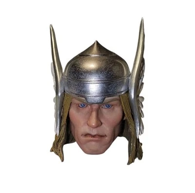Cabeza escultura de colección exclusiva de Thor 1/6 de Sideshow Foto 1 de 4