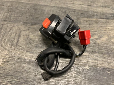 Interruptor de parada de arranque manillar derecho CBR1100XX Super Blackbird Honda 1997-1998 OEM Foto 1 de 4