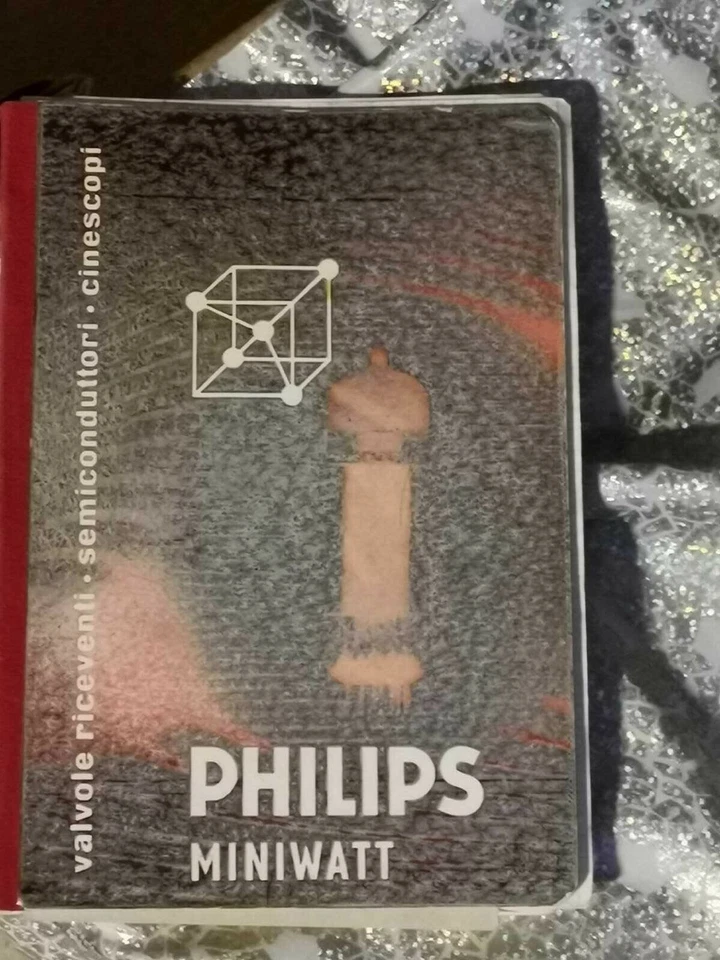 Radiotecnica Valvole riceventi semiconduttori cinescopi Philips Miniwatt  1955 - Immagine 1 di 1