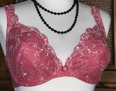 Frederick's of Hollywood 36DD  BRA Very Sexy Pink Lace Vintage Rare💕 - Image 1 of 4