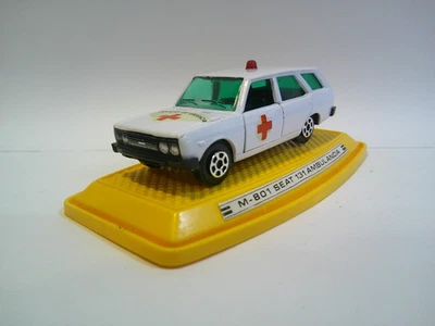 Pilen M-801 SEAT 131 Ambulancia - Espanha Ambulância Servico De Urgencia - Imagem 1 de 4