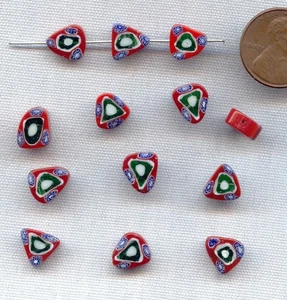 18 CUENTAS COMERCIALES CHEVRON TRIÁNGULO ROJO BLANCO AZUL VERDE FLOR DE VIDRIO VINTAGE 1987 - Imagen 1 de 1