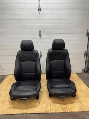 06-11 Asientos deportivos delanteros izquierdo derecho OEM BMW E90 328 335 sedán cuero negro Foto 1 de 4