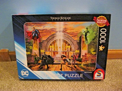 SCHMIDT 1000 PIECE PUZZLE  DC JUSTICE LEAGUE - HALL OF JUSTICE NEW! IN STOCK!!!! - Image 1 of 4