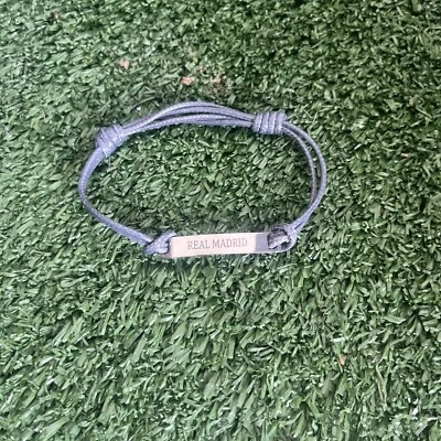 Pulsera ajustable Real Madrid (acero inoxidable). Foto 1 de 3