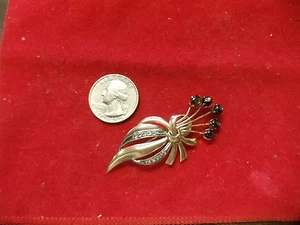Vintage Antique Solid LOW KT 9 10K Yellow Gold Flower Brooch Pin UNMARKED - Picture 1 of 4