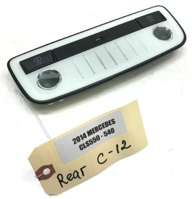 Luz domo trasera Mercedes-Benz CLS550 2012-2018 OEM. Foto 1 de 4