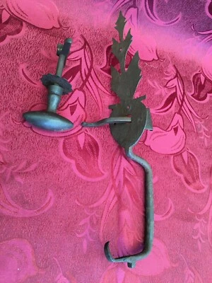 Loquet en fer forgé ancien - Photo 1/4