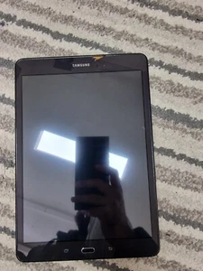 Samsung Galaxy Tab A SM-T555 9.7" Wi-Fi+LTE 16GB 2GB Ram Android Tablet - Black - Picture 1 of 12