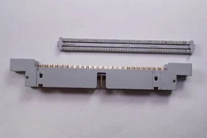 4650-6000 3M Wiremount Plug Flat Ribbon Cable Male Vert 50 Pos Flange Gold USED - Picture 1 of 4