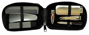 NUEVO KIT DE ASEO DE VIAJE "JUST A TRIM" PARA HOMBRES CEPILLO DE DIENTES CORTAPELOS PEINE LIMA - Imagen 1 de 3