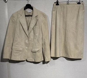 Vintage Ultra Suede By Brand Fabric Beige Two Piece Jacket & Skirt Suit Size 6 - Picture 1 of 12