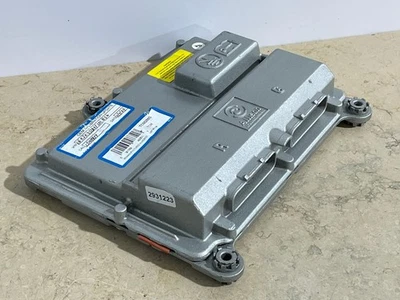 2004-2005 Chevy Silverado 2500 3500 GMC Sierra LLY TCM 15169839 - Image 1 of 4