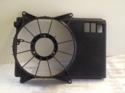 SUZUKI SWIFT 1.3DDIS VENTILADOR DE REFRIGERACIÓN ENVOLVENTE CUBIERTA DIÉSEL Foto 1 de 2