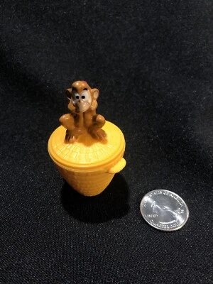 Vin Nestlé Magic Series-1 Divertido Personajes Disney Disney’s Aladdin Abu Figura Juguete Foto 1 de 4