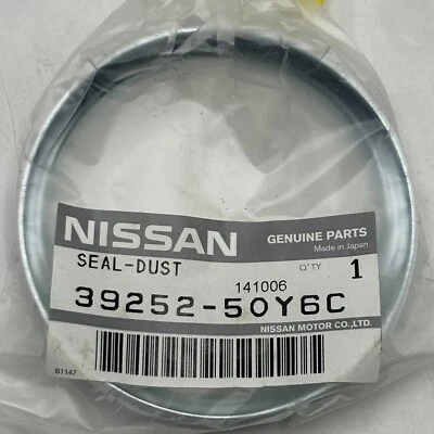 Genuine Nissan Bearing Seal 39252-50Y6C - Image 1 of 3