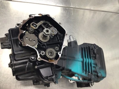 Kawasaki Ninja 250R EX250J 2011 motor Foto 1 de 4