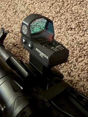 Mira reflex punto SIG SAUER ROMEO3XL 1x35 mm. Usado en excelente estado Foto 1 de 4