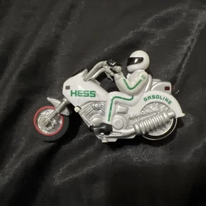 WHITE 2007 HESS TRUCK MOTORCYCLE  ACCESSORIES  WITH RIDER - Picture 1 of 3