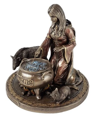 Veronese Celtic Sorceress Ceridwen Witch Goddess of Creation Statue Bronze Finis - Image 1 of 4
