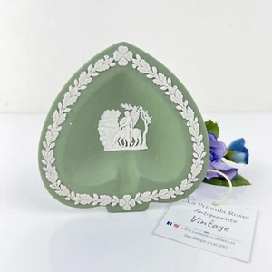 Piattino Cuore in porcellana Inglese Wedgwood verde Vintage stile neoclassico - Foto 1 di 7