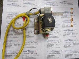 Honeywell 72218BN4UN00 Valve Connector  - Picture 1 of 2