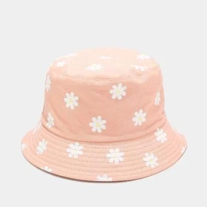 Alice + Olivia Kensie Bucket Hat - Picture 1 of 1