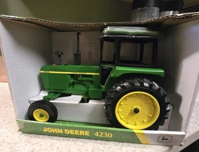 John Deere 4230 Tractor 1999 Collector's Ed NIB - Image 1 of 4
