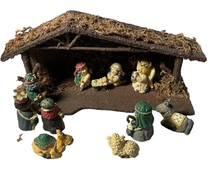 Vintage Christmas Nativity Miniature Set 12 Pieces Manger 26361 1990s with box - Picture 1 of 13