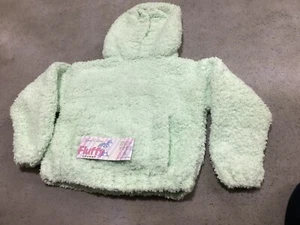 Hand Knitted Hoodie light green to fit 3/4 - Picture 1 of 3