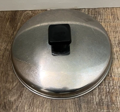 SOLO TAPA de acero inoxidable Rena-Ware -7 3/4" para una olla de salsa de 2 cuartos de galón tapa de repuesto Foto 1 de 3