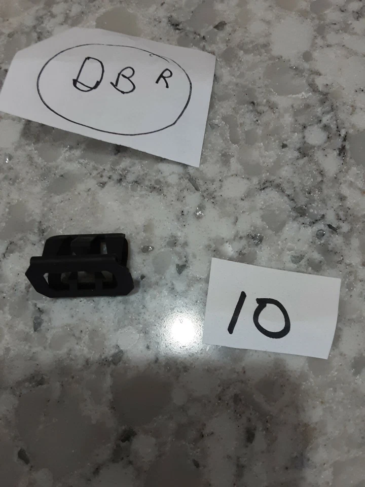 Retainer, OEM GM Part Number 15078238, Bag of 10, - Image 1 of 1