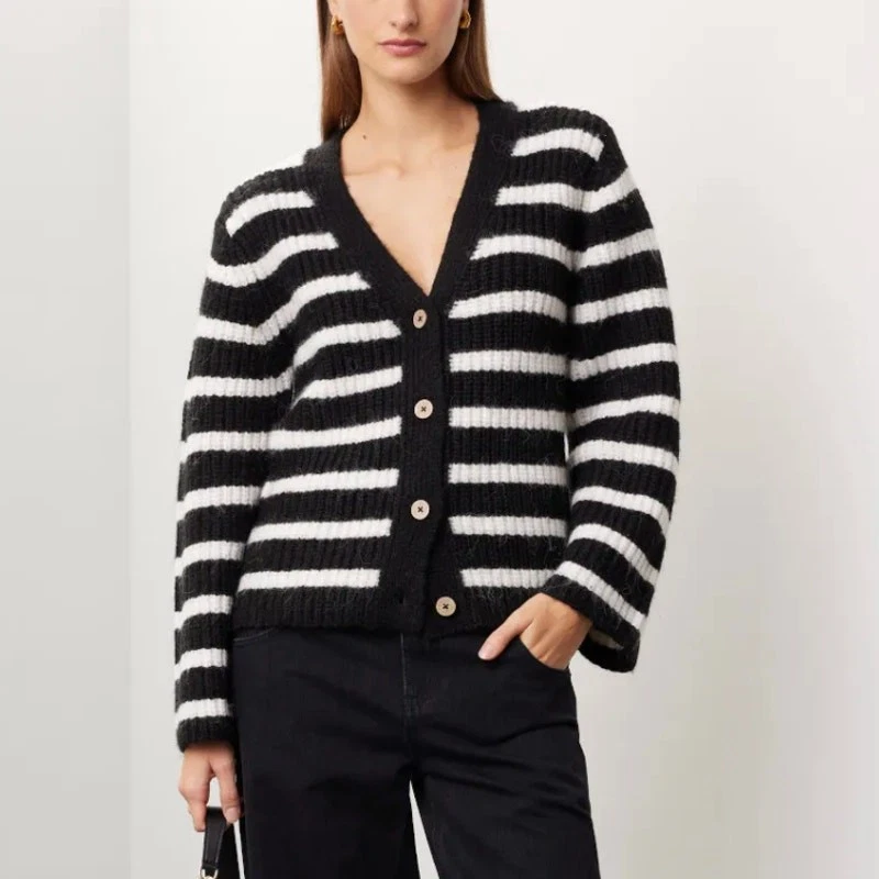 Cárdigan Suéter Pizarra y Sauce Negro Blanco Rayas PEQUEÑO Recortado Difuso $115 Foto 1 de 4