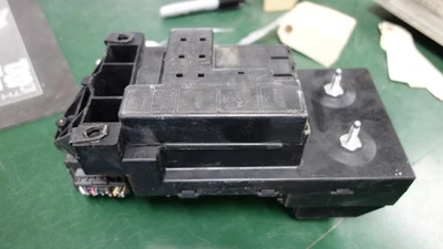 Ford Fusebox 4c40-14a067-aa - Image 1 of 4
