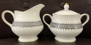 Set of Wedgwood ASTOR Creamer & Sugar Bowl w/Lid England - Picture 1 of 5
