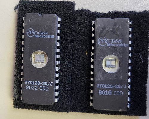 Memoria UV-EPROM AMD AM27C128-250DC – 16Kx8 128K 250ns Ceramica DIP-28 (Usata, Funzionante) - Foto 2