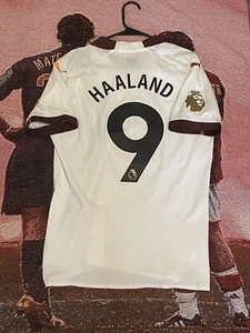 Camiseta visitante Haaland 2023/24 versión jugador Manchester City kit auténtico - Imagen 1 de 3