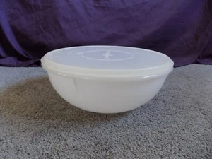 Vintage Tupperware Fix N Mix Classic Rührschüssel weiß 274 mit Deckel 224 ~ 26 Tassen - Bild 1 von 6