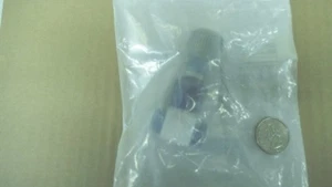 Parker PTFE needle valve, MV-4-1212, 1/8 female NPT, nos - Picture 1 of 3