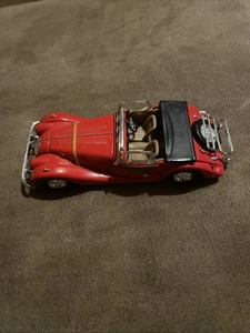 Hongwell Cararama Morgan Plus Eight Convertible 1:72 (RED) - Picture 1 of 5