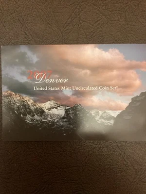 2007 D US Uncirculated Mint Set 14 Coin Denver - Image 1 of 2