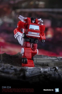 New Transformation toys DR.Wu Extrme Warfare DW-E24 Figure In Stock - Image 1 of 4