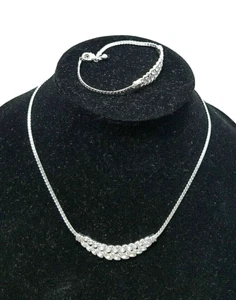 Set collana e bracciale foglia strass tono argento - Foto 1 di 4