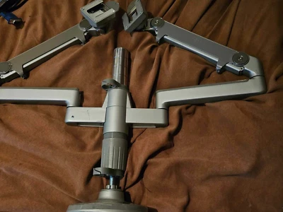 humanscale dual monitor arm - Image 1 of 4