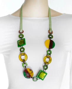 Boho Women's Italian Acrylic Plastic Fashion Chunky Geometric Necklace - Picture 1 of 2