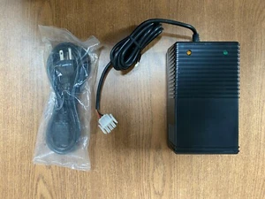 CARGADOR DE BATERÍA MÉDICO Jerome Industries WDX312M Fuente de alimentación - Imagen 1 de 3